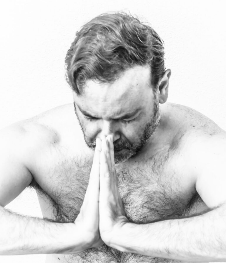 meditate, men, mature, beautiful, hair, faith, pray, high key, meditation, yoga, meditating, sadness, balance, soul, relax, paradigm, person, think, buddha purnima, thinker, buddha