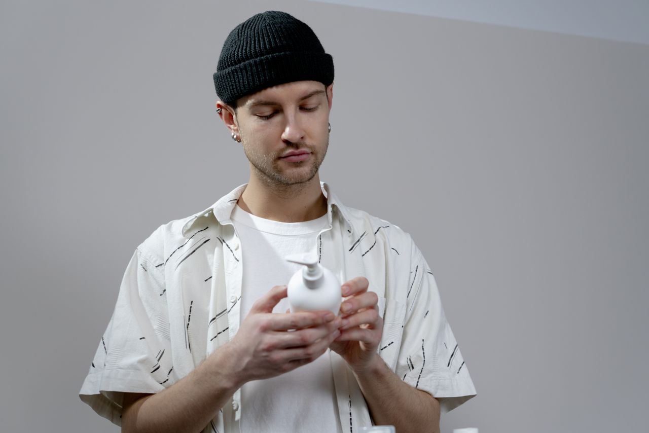 Daily Hair Care Habits That Help Prevent Hair Loss in Men